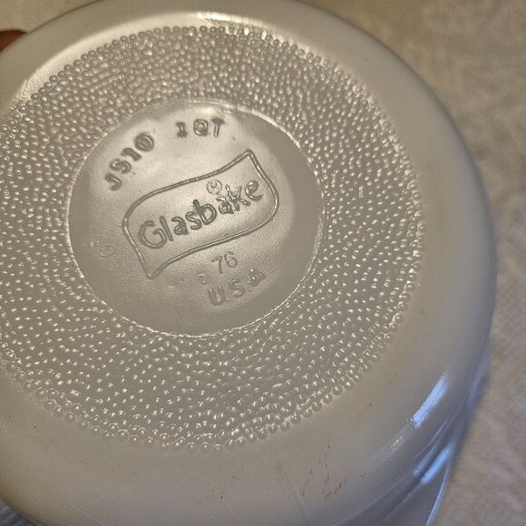 Lot of 2 VTG Glasbake 8" Square Casserole Dish Vegetables & 1 Qt Round Casserole - Picture 6 of 13